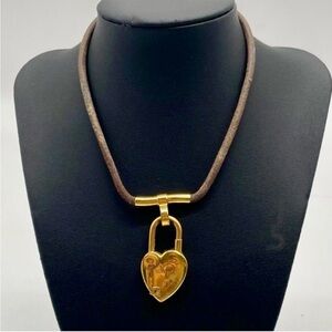HERMES 2004 Necklace Cadena Padlock Charm La Fantaisie Heart Viviride Gold VTG